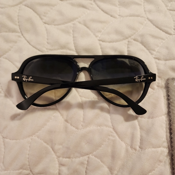 Ray-Ban Other - Ray-ban sunglasses